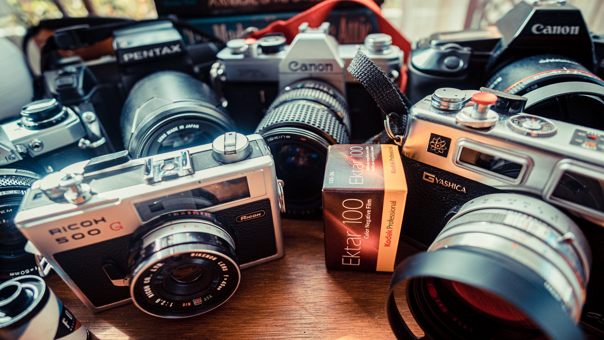 Buying Your First Film Camera - Dead Simple Guide to Get Started with 35mm