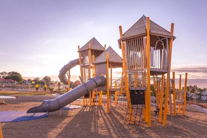 Get-Together at Royal Reserve