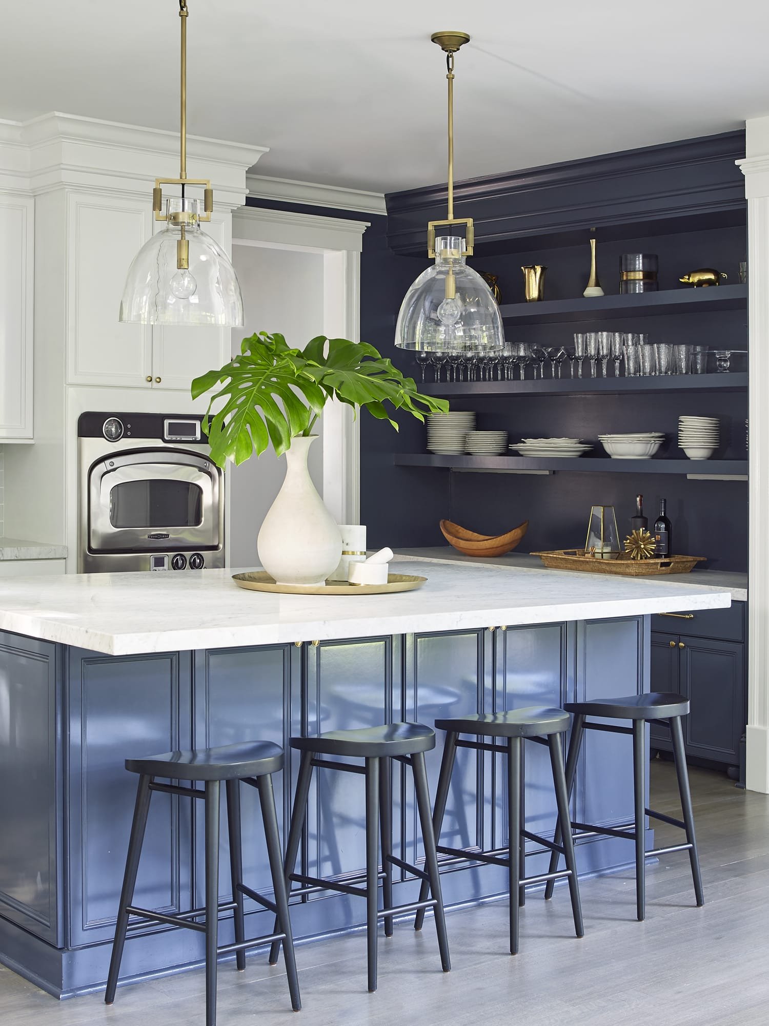 Farrin_Carry_Design-Hamptons_Grassy_Hollow-Kitchen-1.jpg