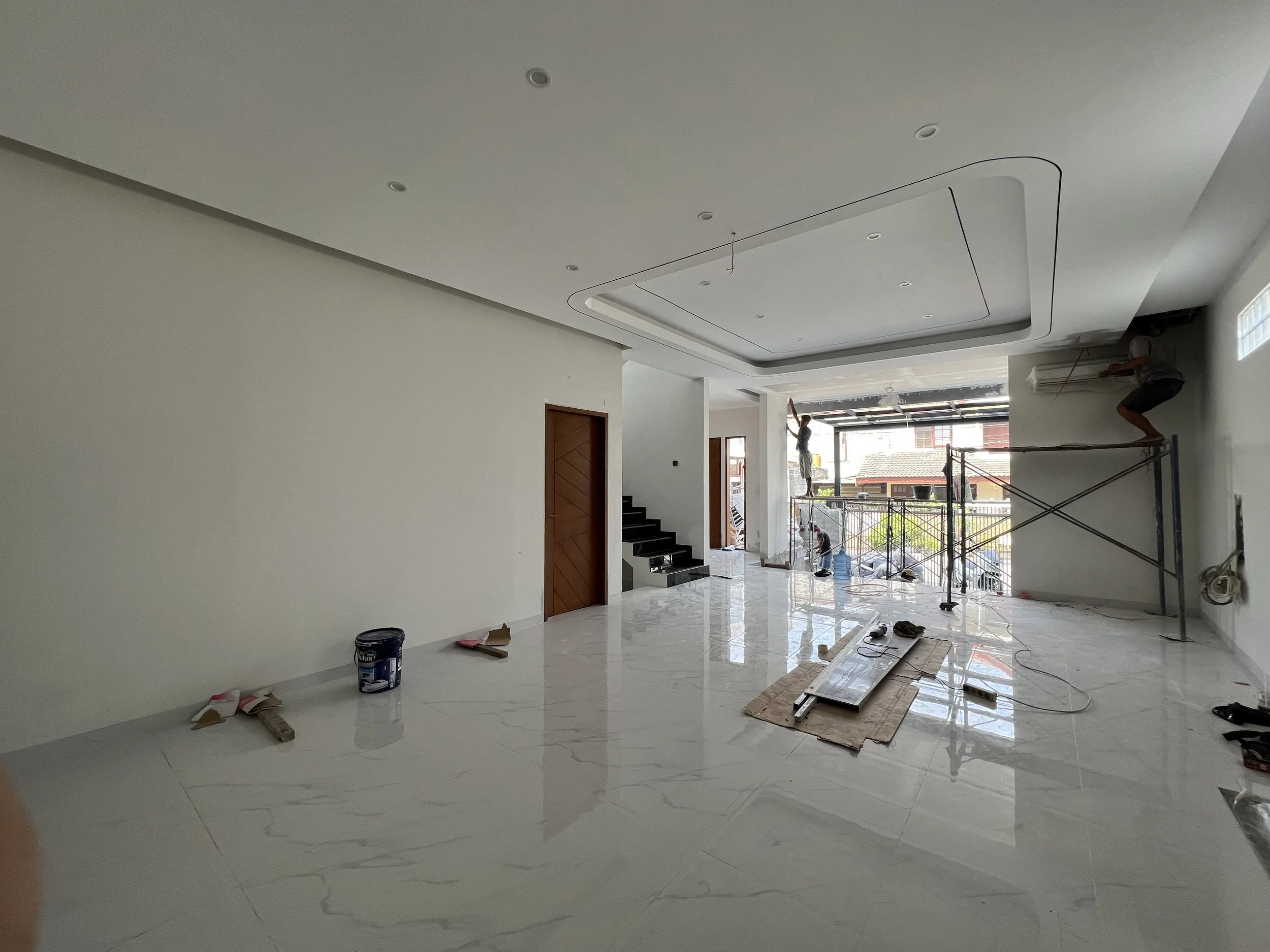 proyek-pembangunan-rumah-minimalist-interior-lobby-view.jpg