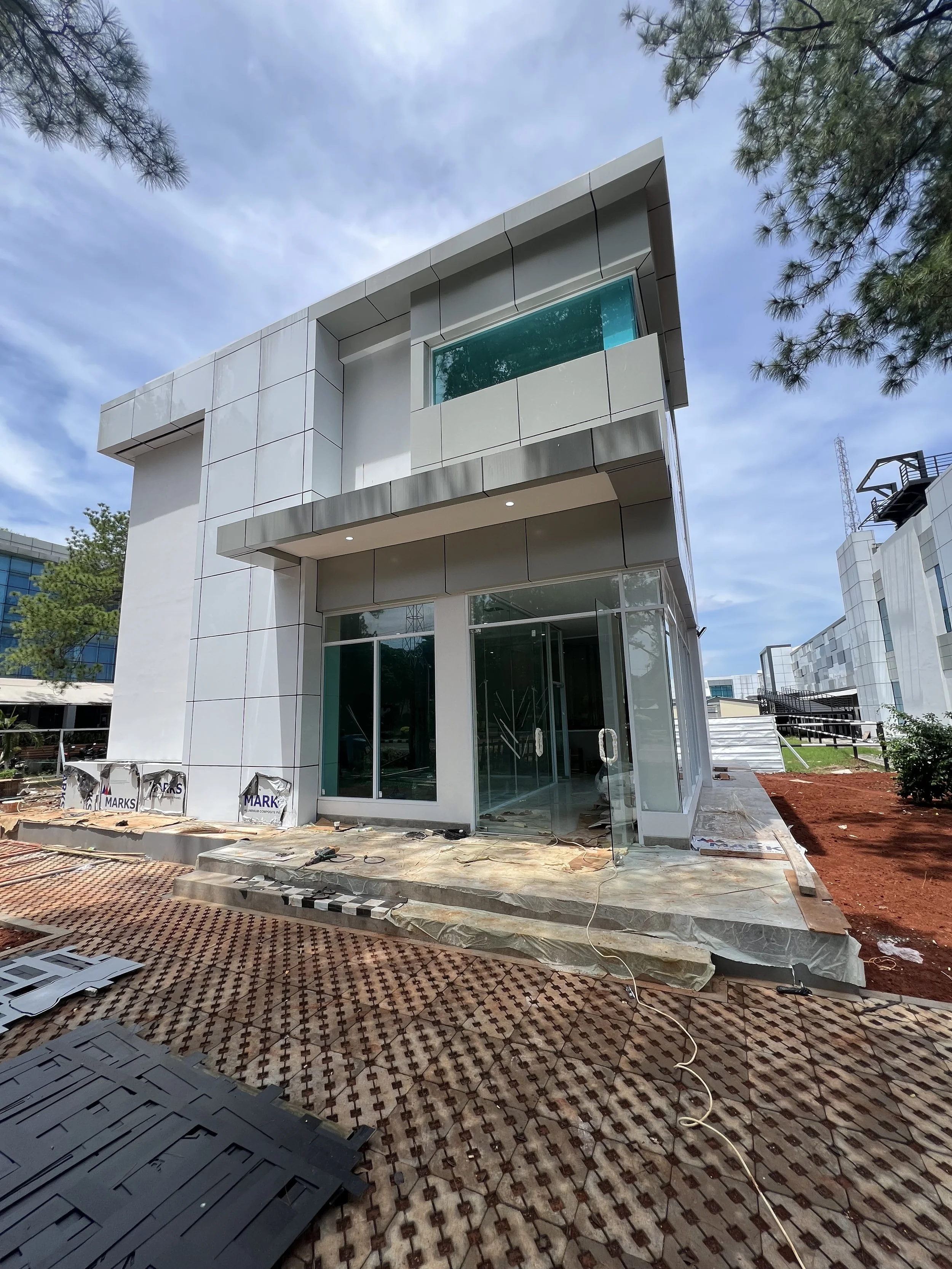 proyek-pembangunan-gedung-simulator-front-view-sabara-polres-depok-jawabarat.JPEG (COVER).jpg