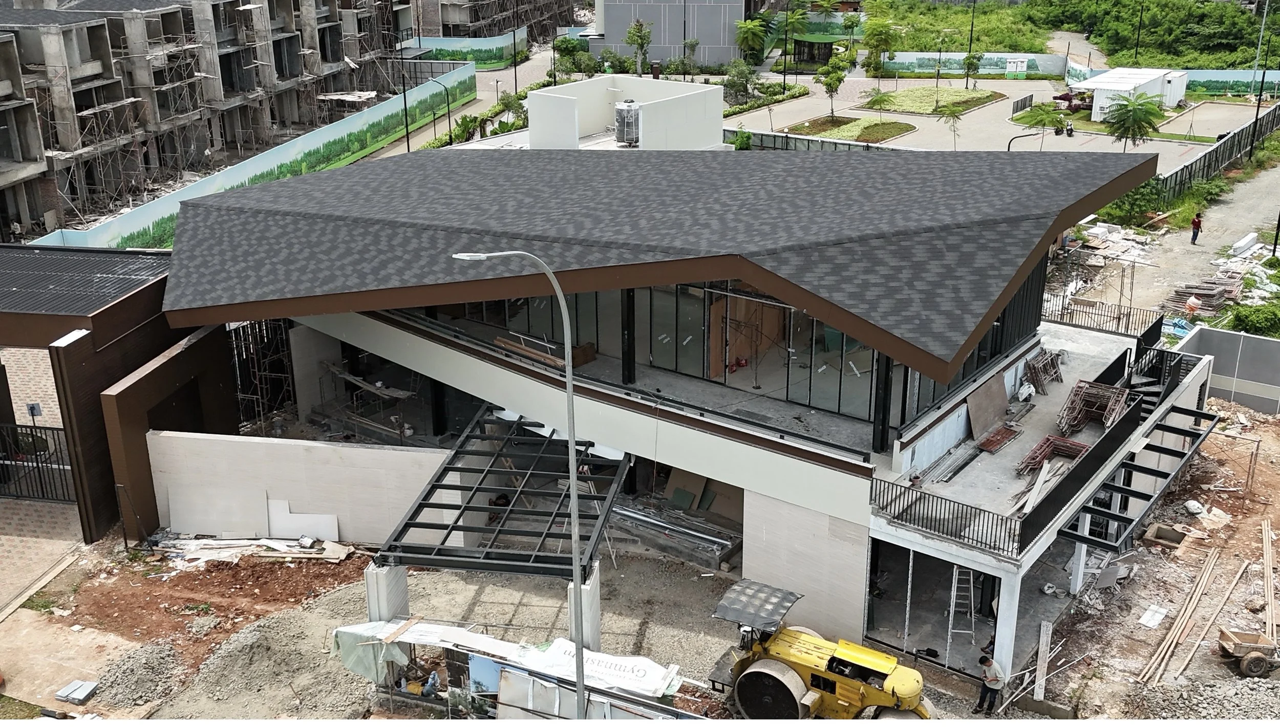 proyek-pembangunan-struktur-baja-clubhouse-rumah-mewah-aerial-drone-view-cluster-south-trasor-metland-cyber-puri-jakarta-barat.JPEG (COVER).jpg