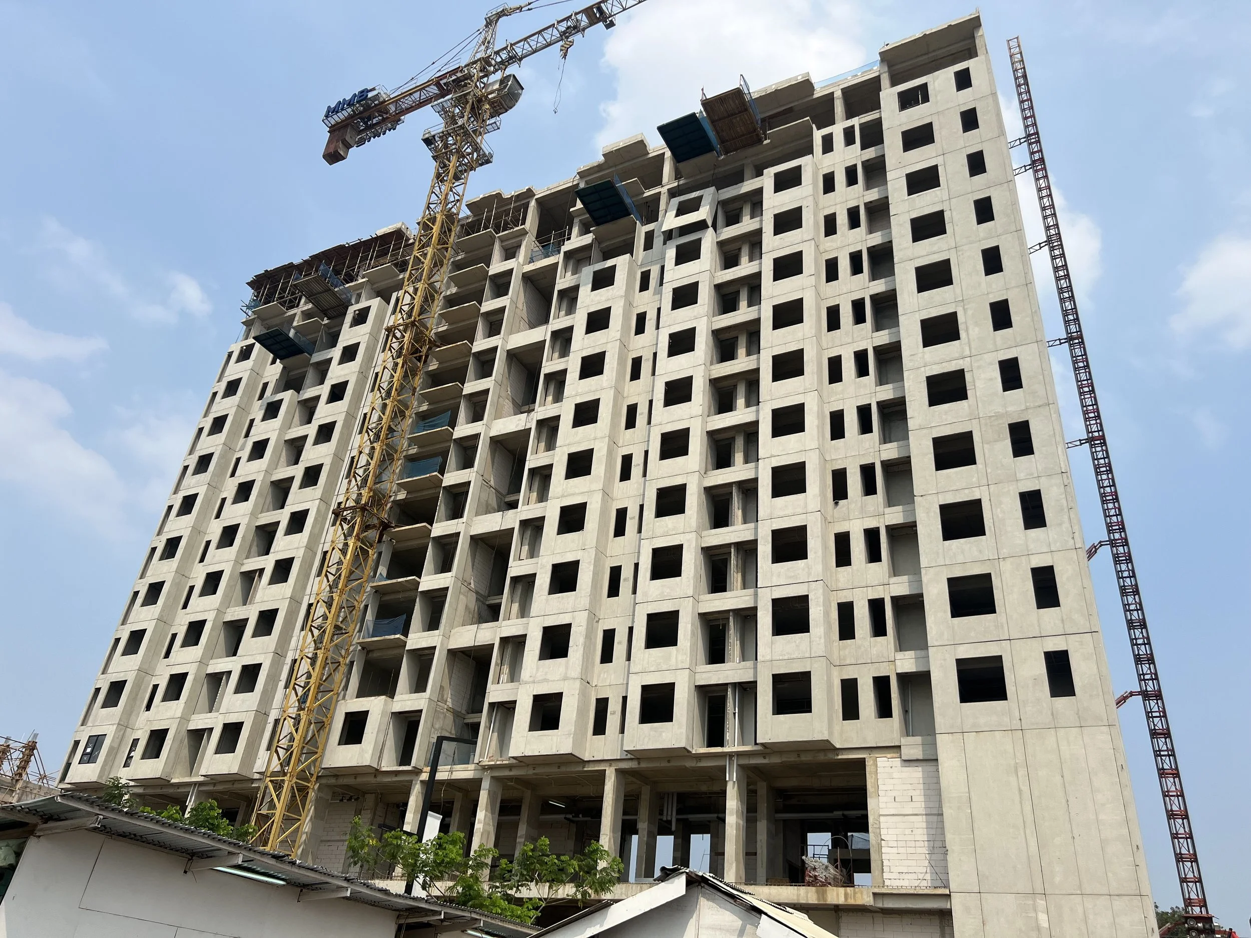 proyek-pembangunan-struktur-baja-railing-beton-apartment-synthesis-huis-belton-front-view-cijantung-jakarta-timur.jpg (COVER).jpg