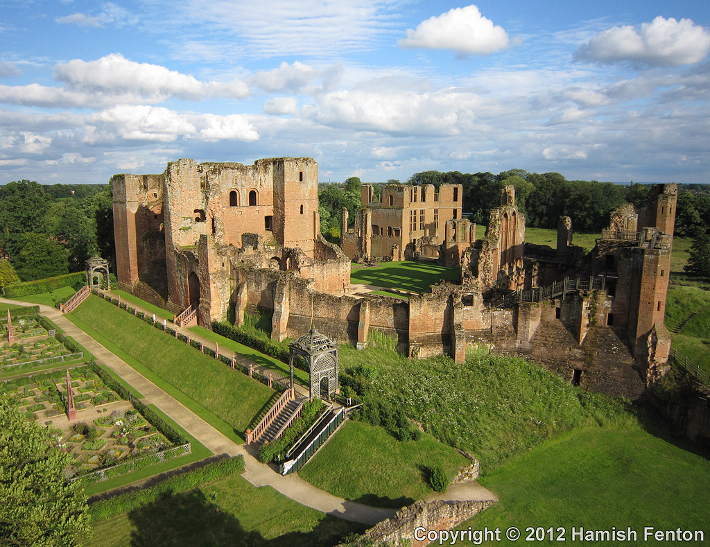 Kenilworth-castle-1.jpg