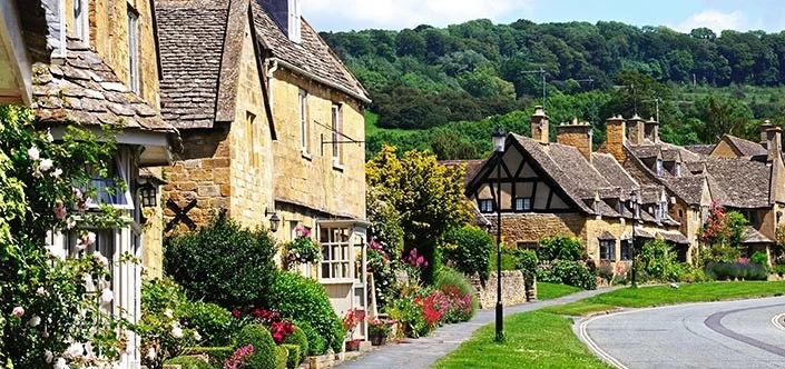 cotswolds walking holidays