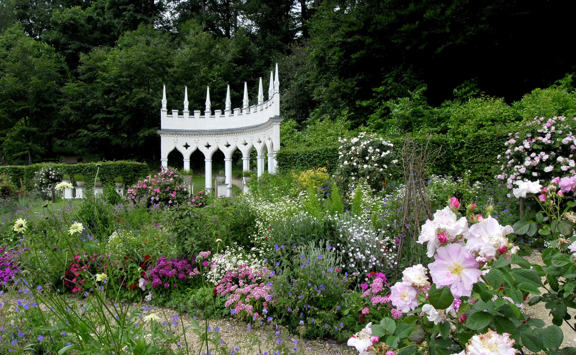 roccoco gardens.jpg