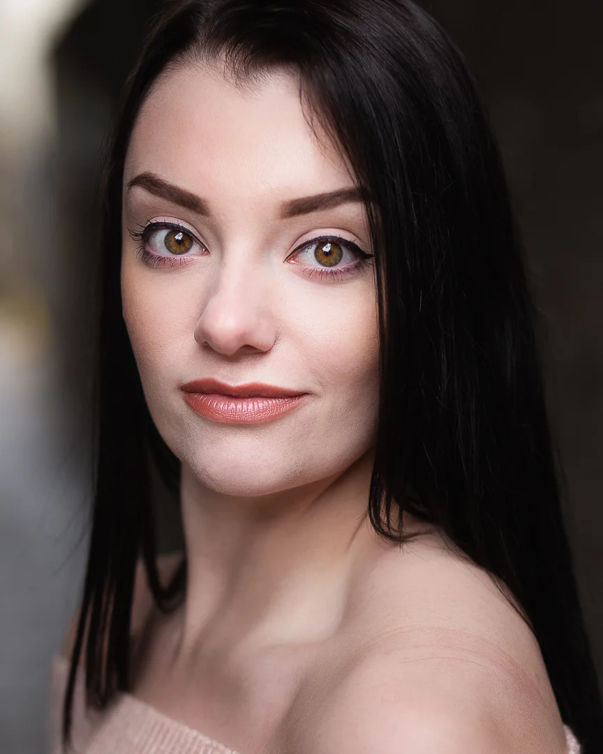 Actors_Headshot-1-21.jpg