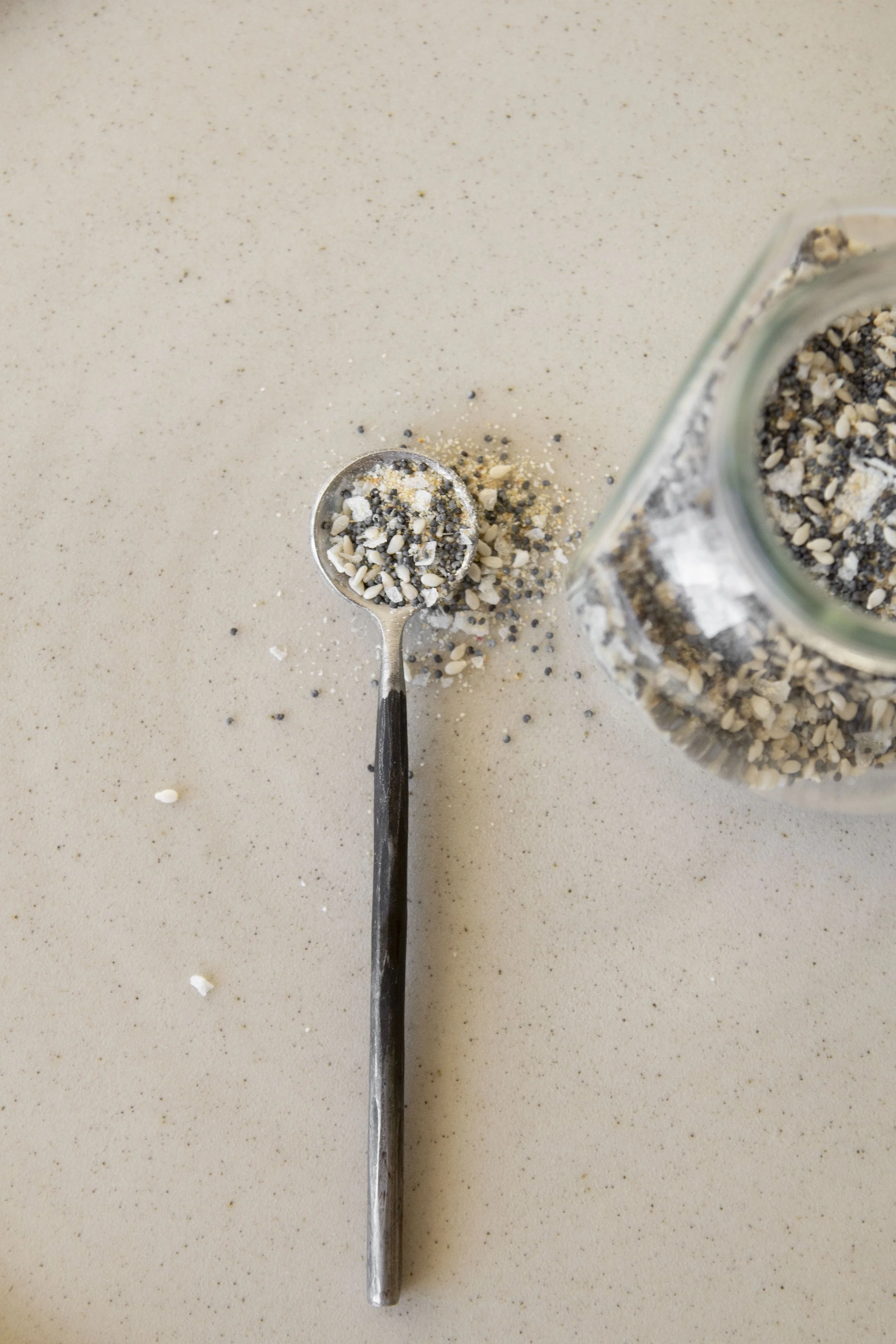 EVERYTHING BUT THE BAGEL