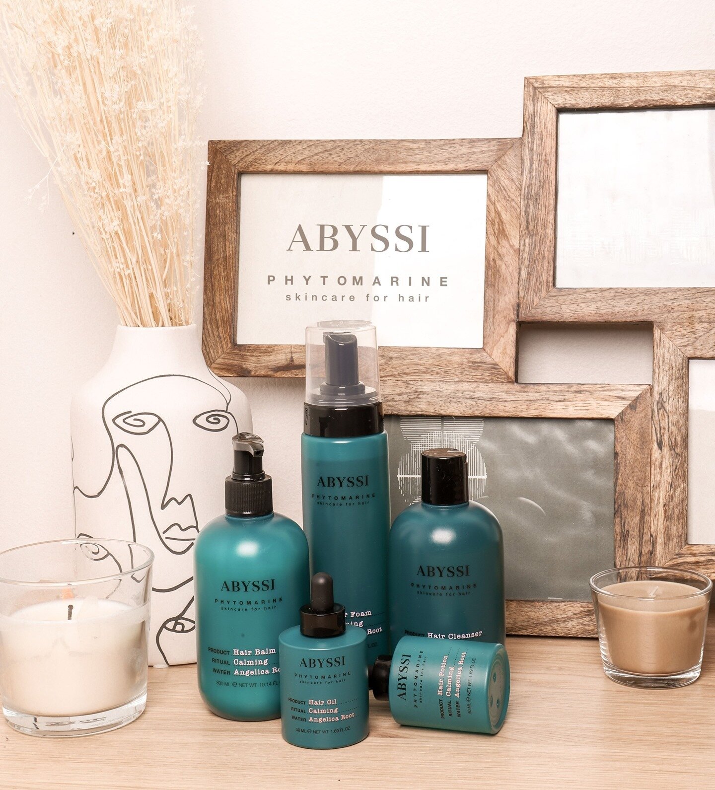 Scopri la linea Calming, naturale e delicata. La nuova formulazione con l'estratto biologico di calendula per un effetto anti-infiammatorio e rigenerante.

#abyssi #skincareforhair #shareyournaturalbeauty #haircarespecialist  #sustainability #haircar