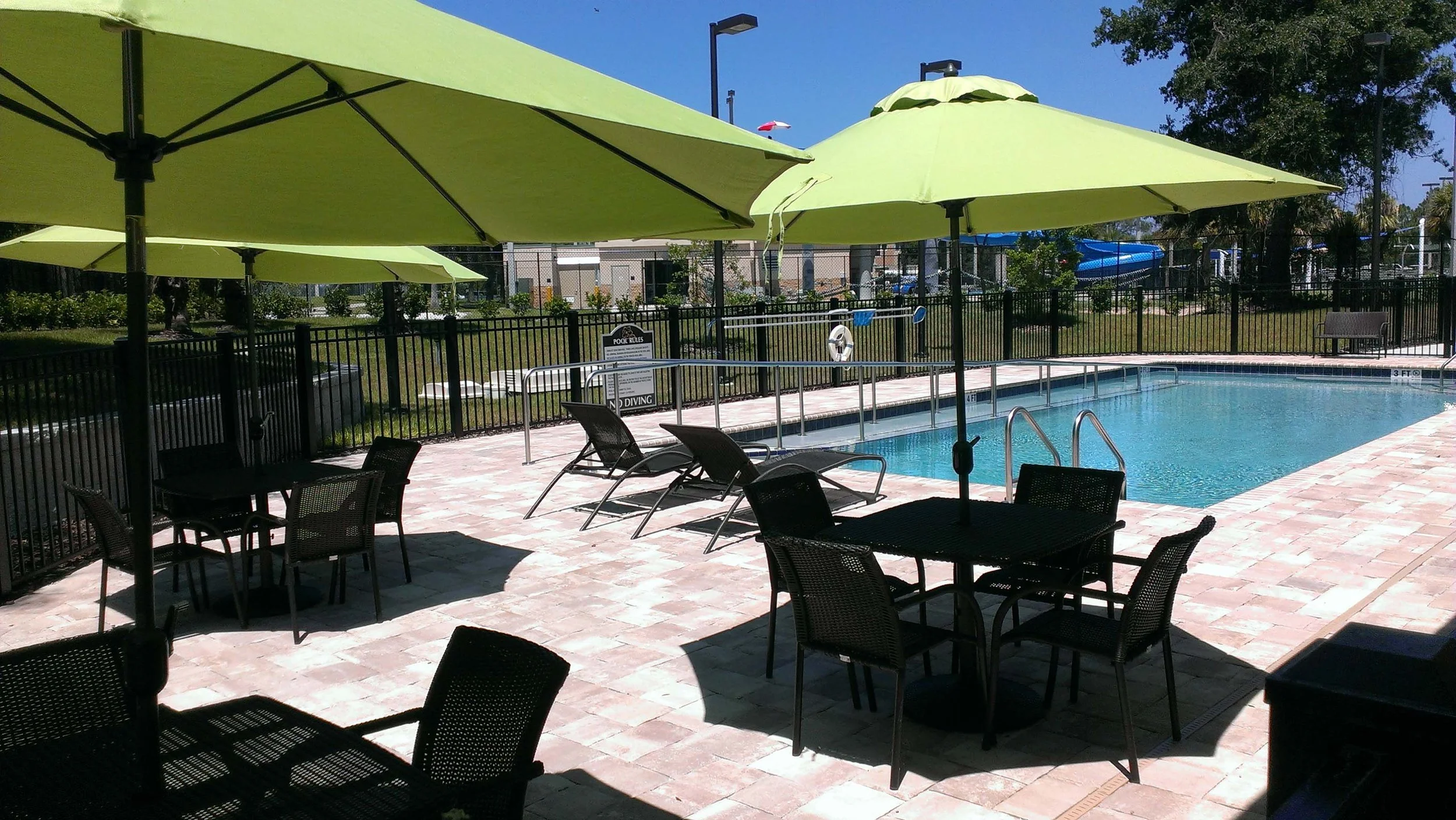 pool.jpg