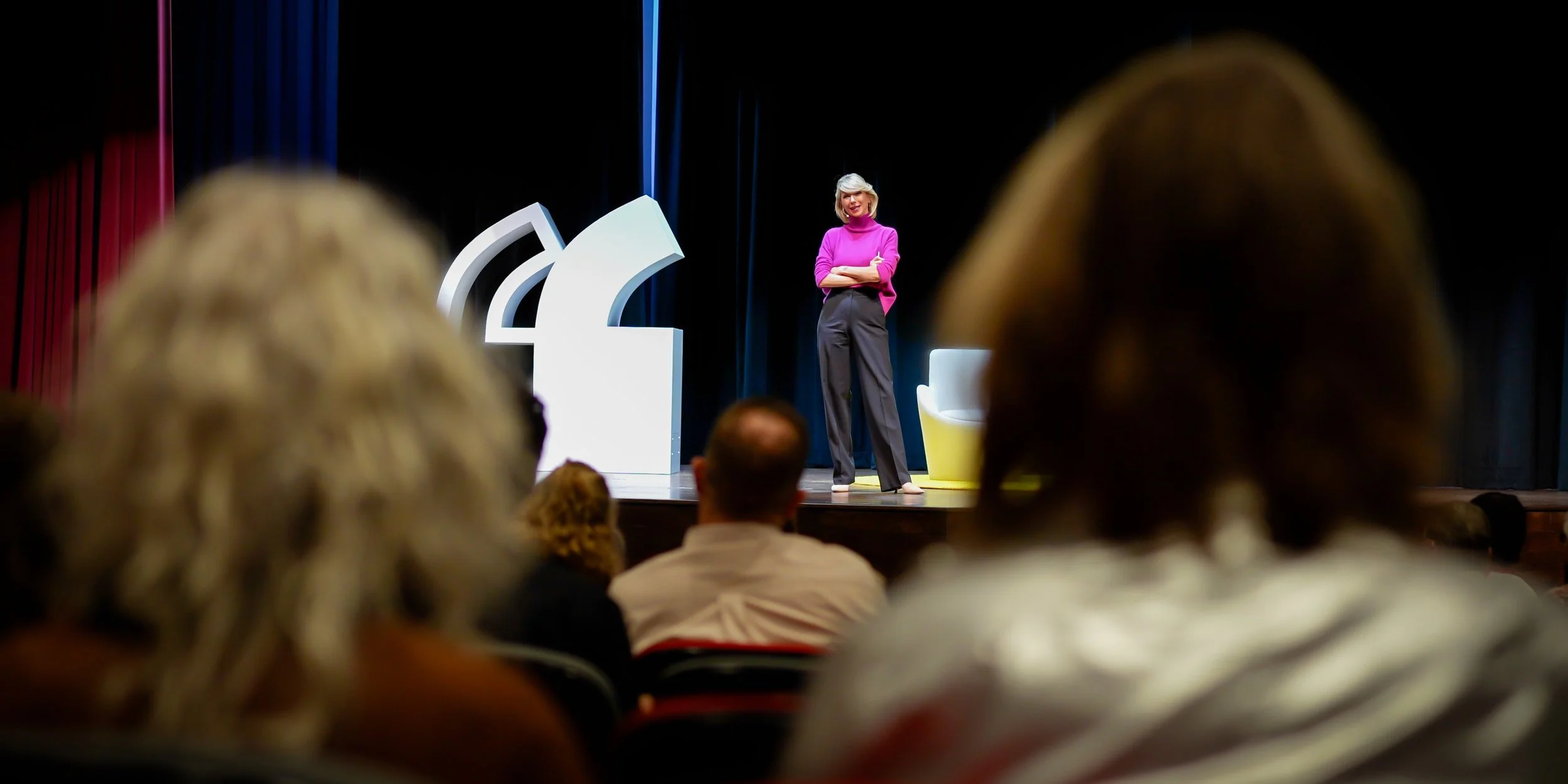 20250924_Amy Cuddy_Aims Talk-113.jpg