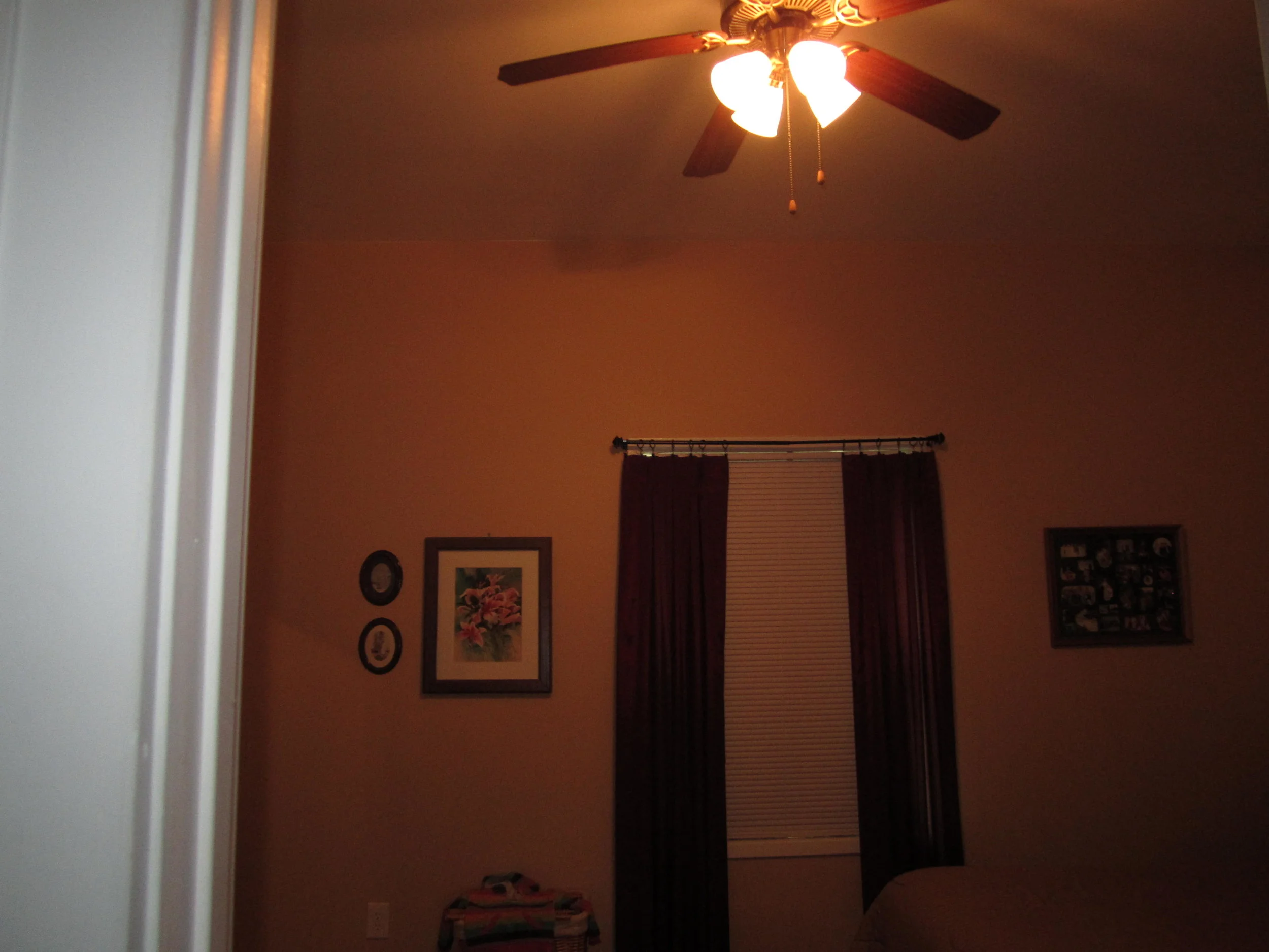 2815 CG master bedroom.JPG