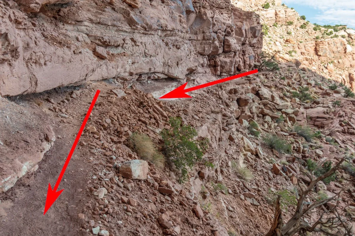 False Kiva — Photographers Trail Notes