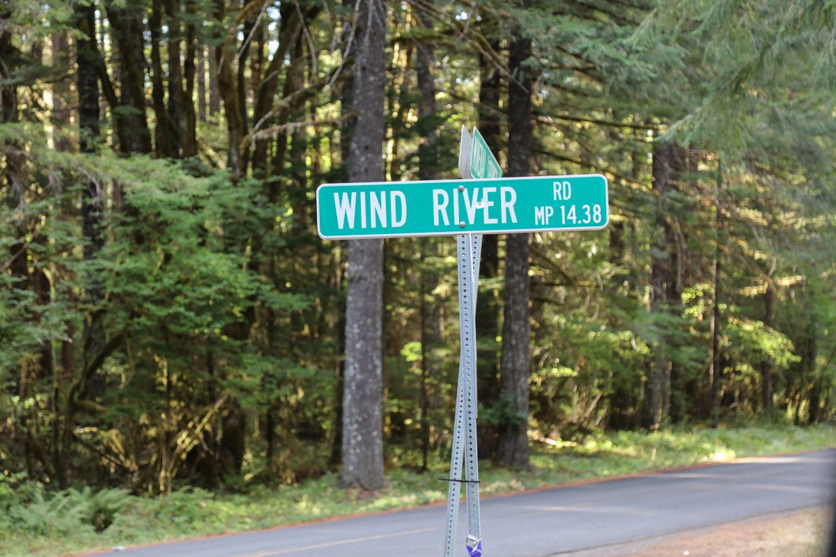 Turn on Wind River Rd