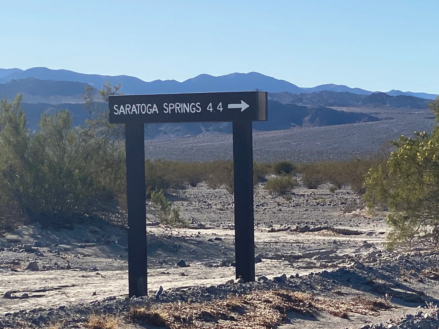 Turnoff to Saratoga Springs