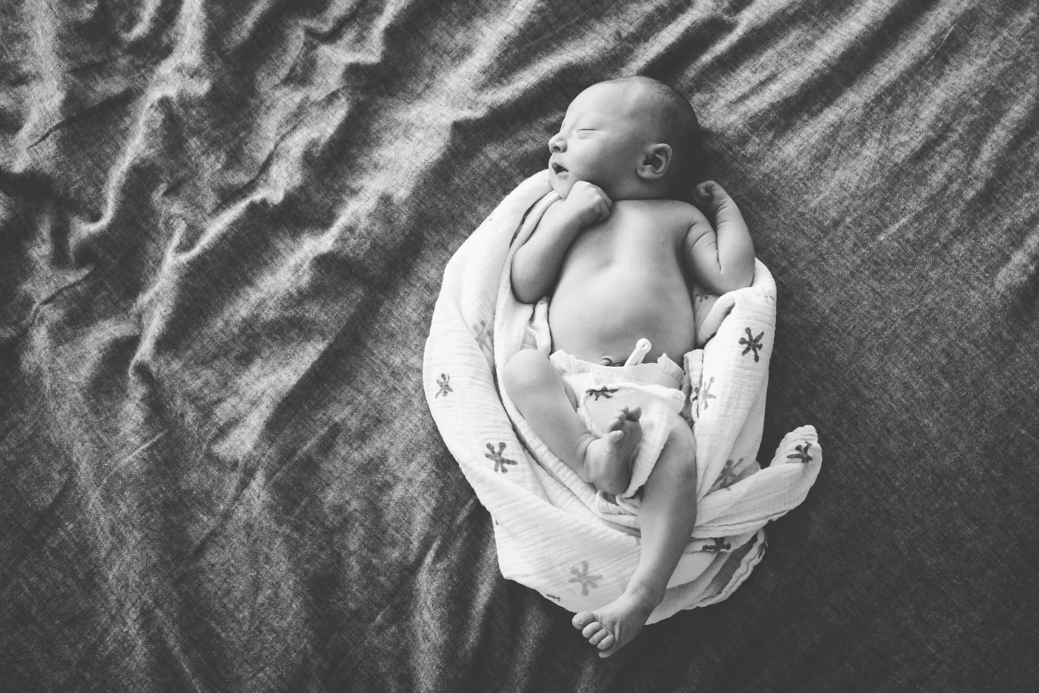 SherwoodParkNewbornPhotographer04.jpg