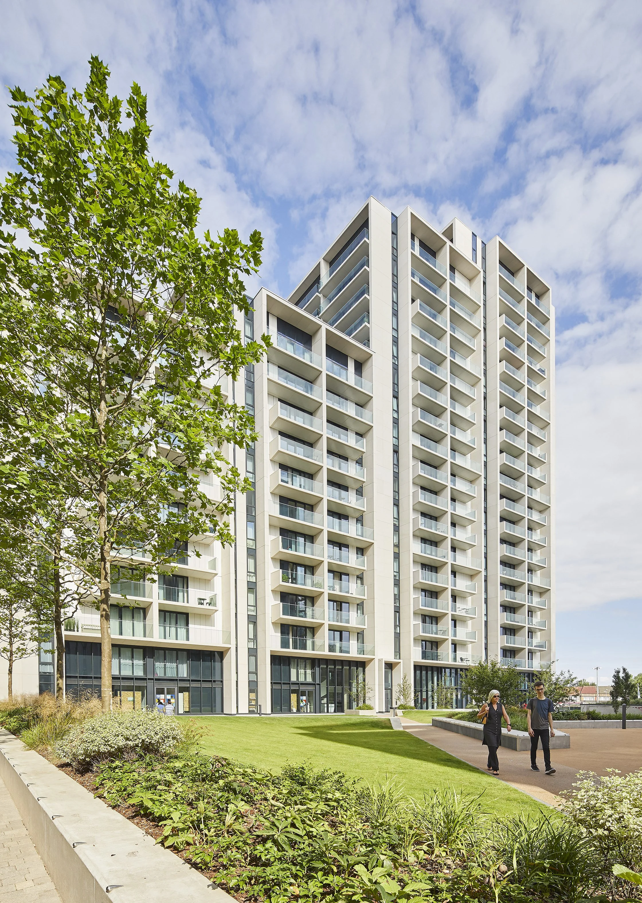 FL_Alto Apartments2_©Hufton+Crow_003.jpg