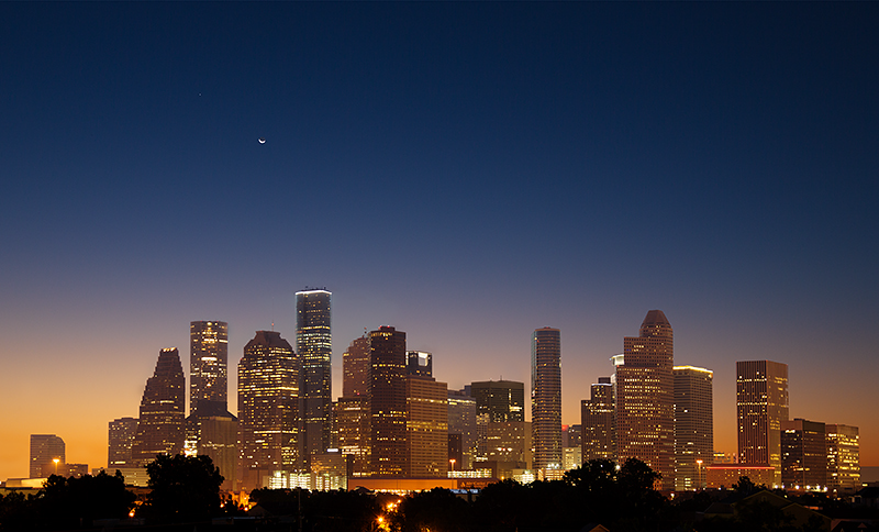 Moonrise-over-Houston-Texas-2.png