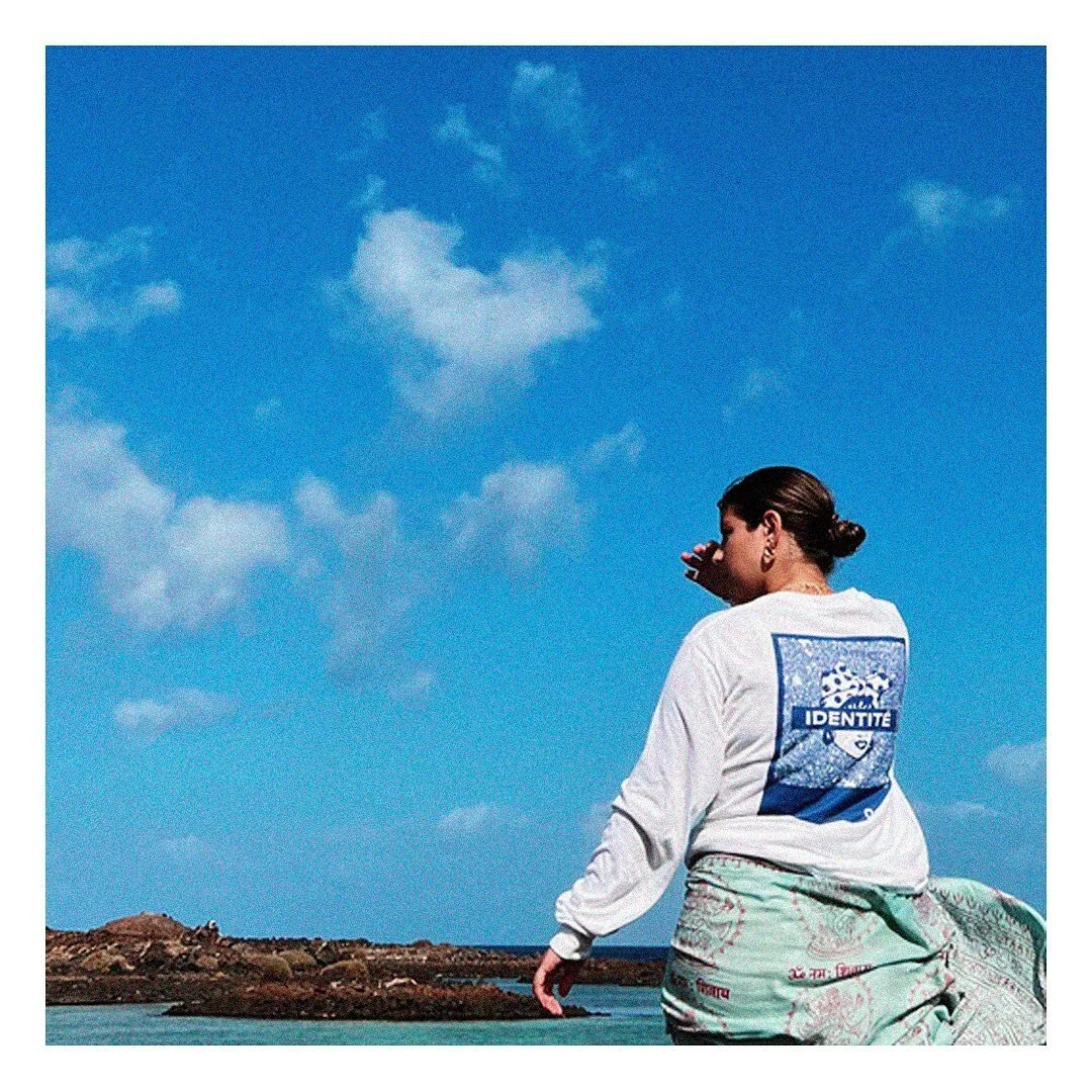 002_IDENTIT&Eacute; - Siempre ser&aacute;s El Cambio.