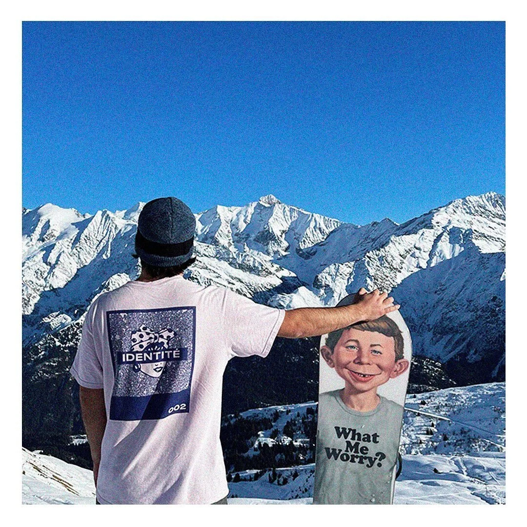 002_IDENTIT&Eacute; - Nunca habr&aacute; una &uacute;nica versi&oacute;n de t&iacute;.