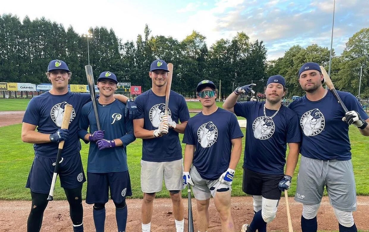 Do you have what it takes to join the Pickles as they head to Mazatl&aacute;n next month to take on the Venados? Tryouts are today, don&rsquo;t miss this opportunity! You can still sign up through the link in our bio or at Walker from 2-3 🥒