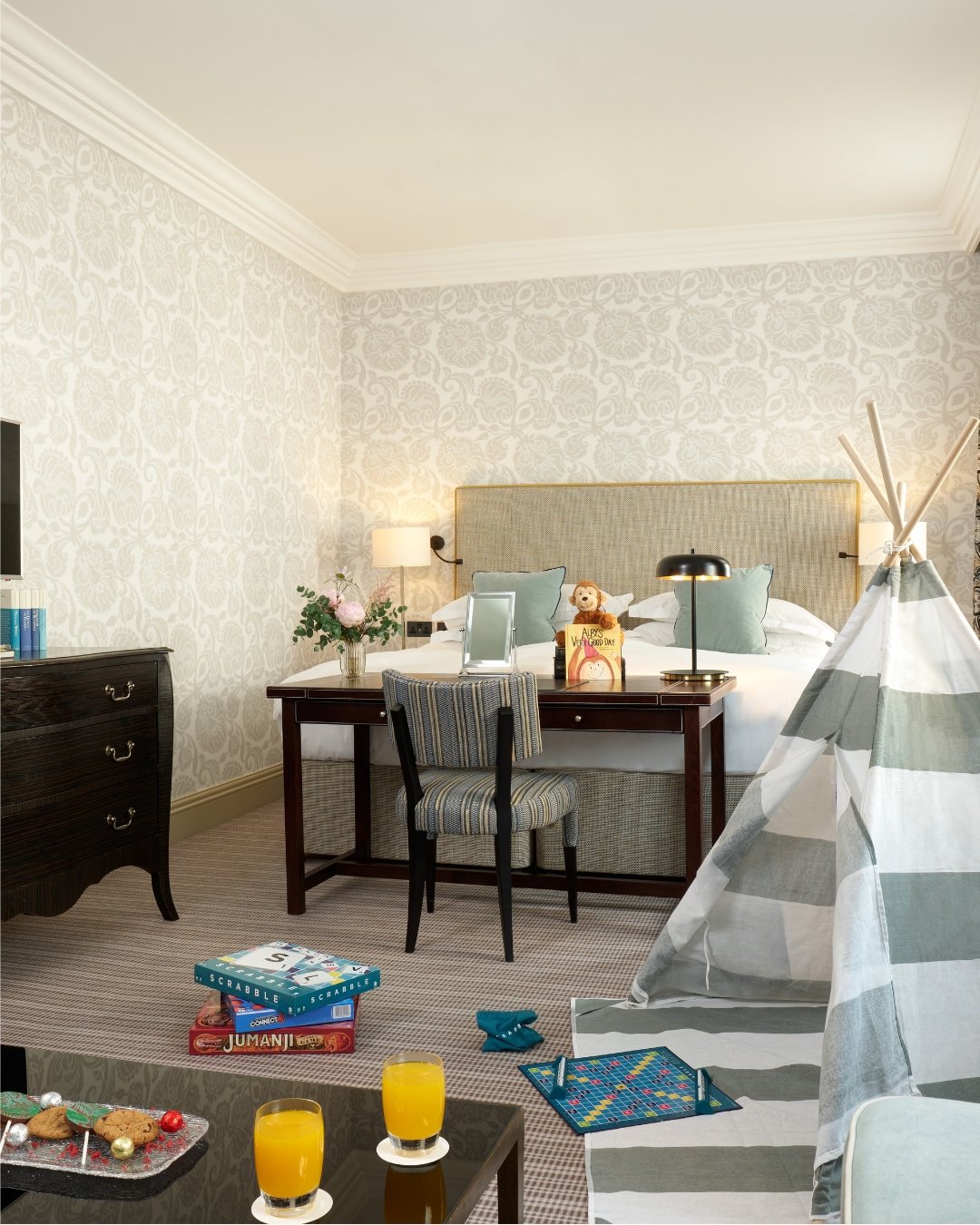 Summer is here! If the longer days have you dreaming of your next getaway, check out our favorite family-friendly hotels and resorts that are as exciting as they are enriching:

🐎 The Gleneagles Hotel (@thegleneagleshotel) - For countryside adventur