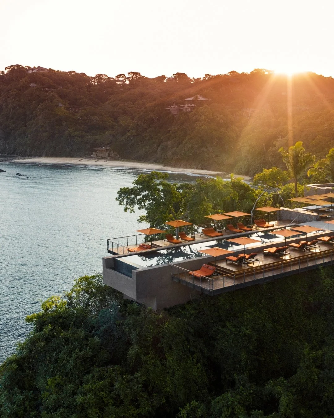 The holidays are about family, and there’s no better place to celebrate together than One&Only Mandarina in Riviera Nayarit. With Grand Villas and Private Homes that sleep everyone from immediate families to multi-generational groups, this