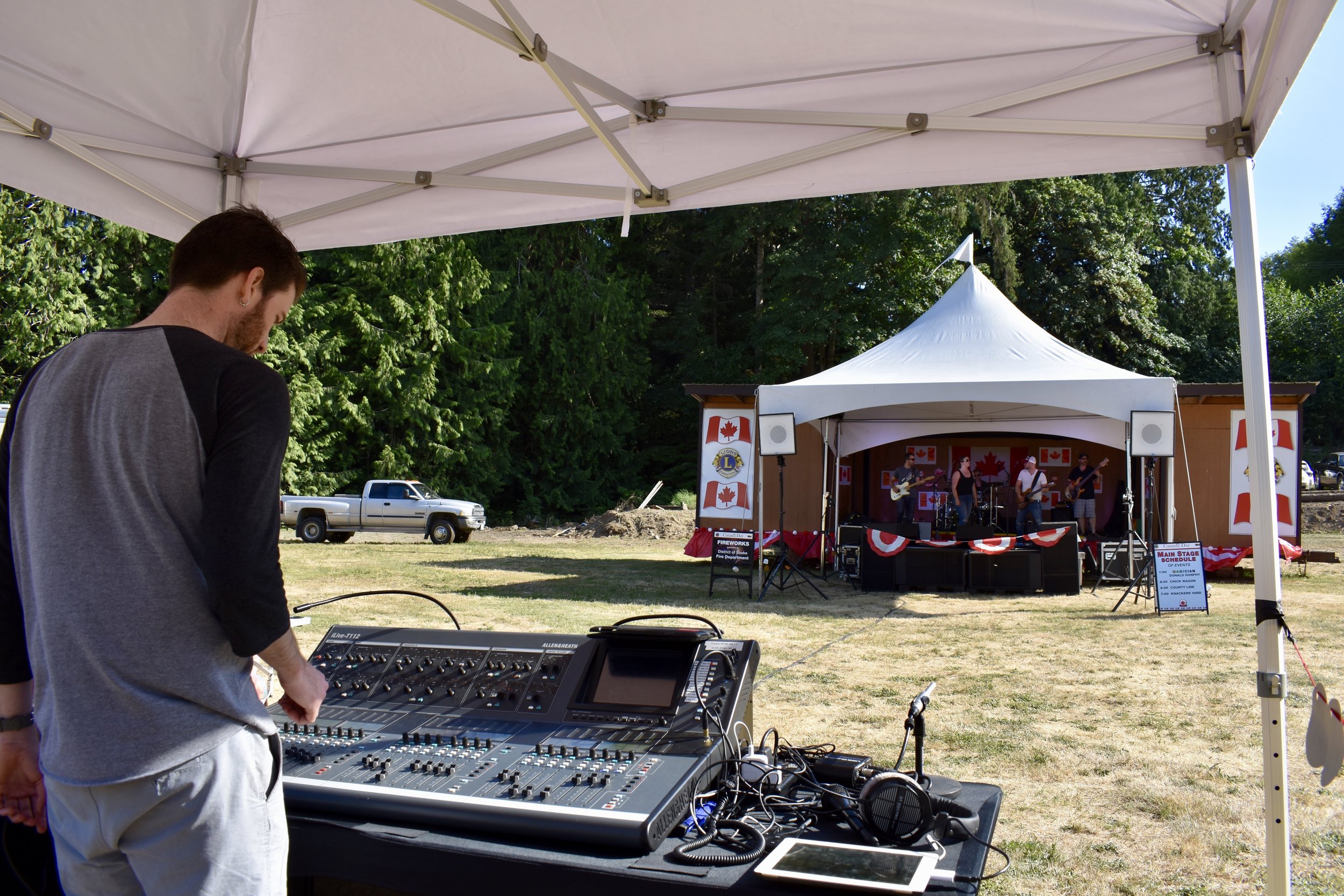 The County Line performing at Sooke Lions Club Canada Day 2019