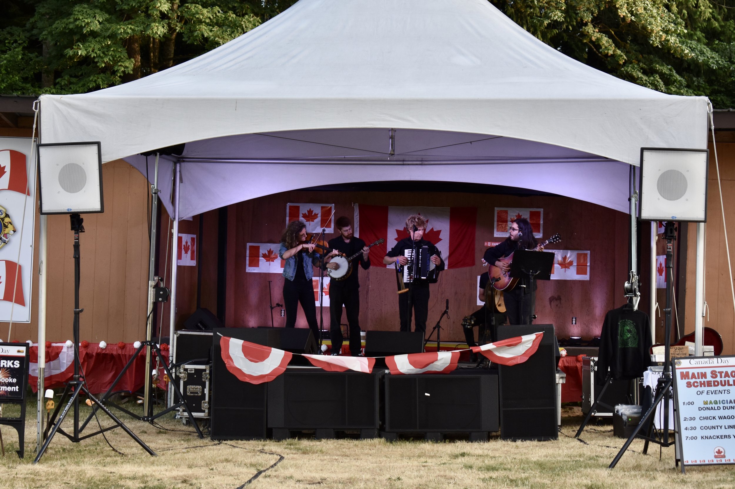 Knacker's Yard performing at Sooke Lions Club Canada Day 2019