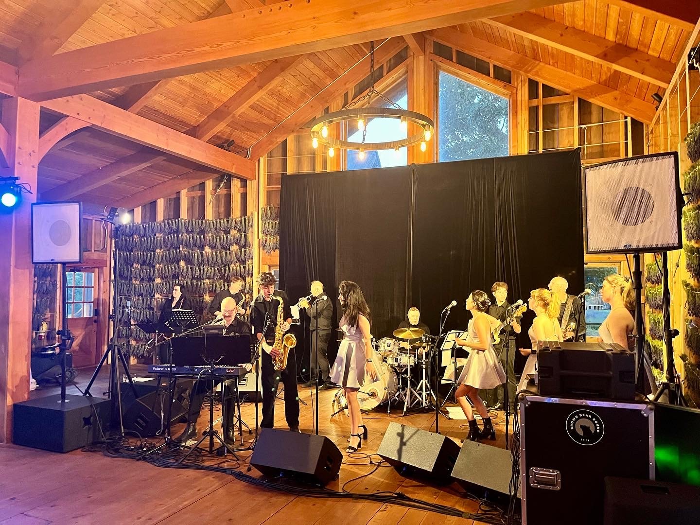 The Midnights performing live at a private wedding at Bilston Creek Farm, Metchosin 2022