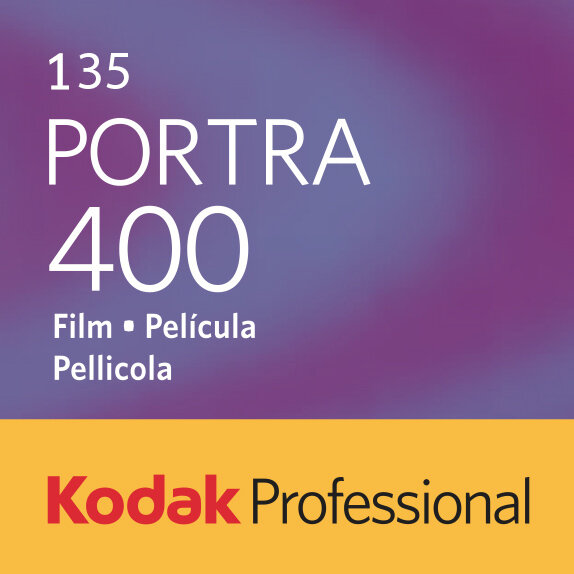 Poltred_Portra-400-135.jpg