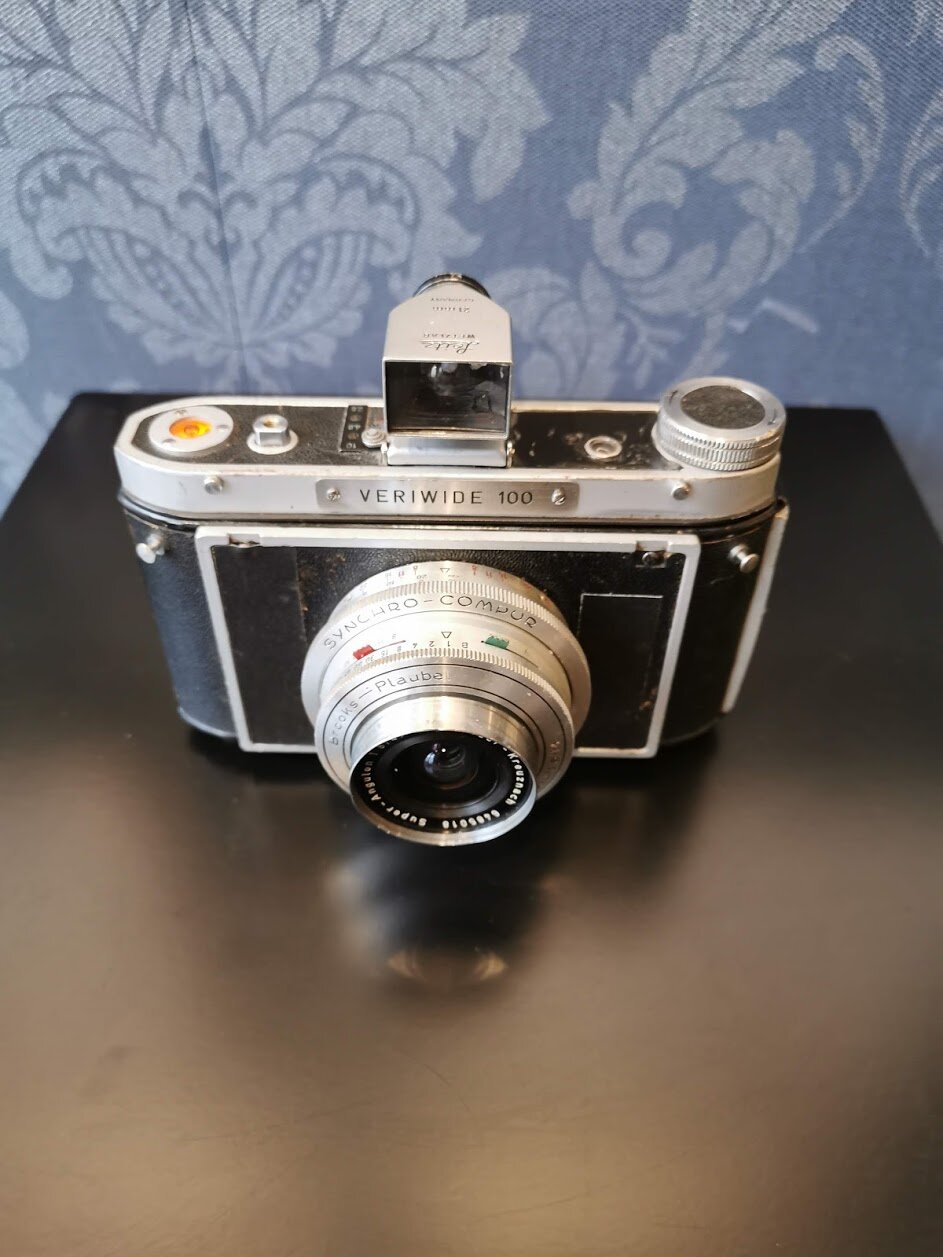 poltred_veriwide-2.jpg