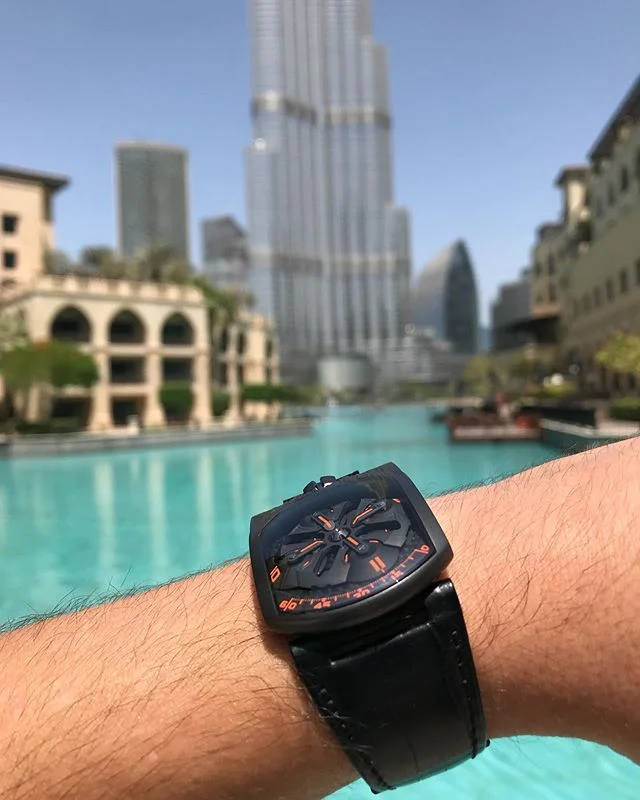 One of my all time favorites, the @urwerkgeneve UR-103T Mexican Fireleg.
⠀⠀⠀⠀⠀⠀⠀⠀⠀
#urwerk #ur103t #fireleg #dubai #burjkhalifa #favorite #art #design #style #different #horolgoynut_urwerk