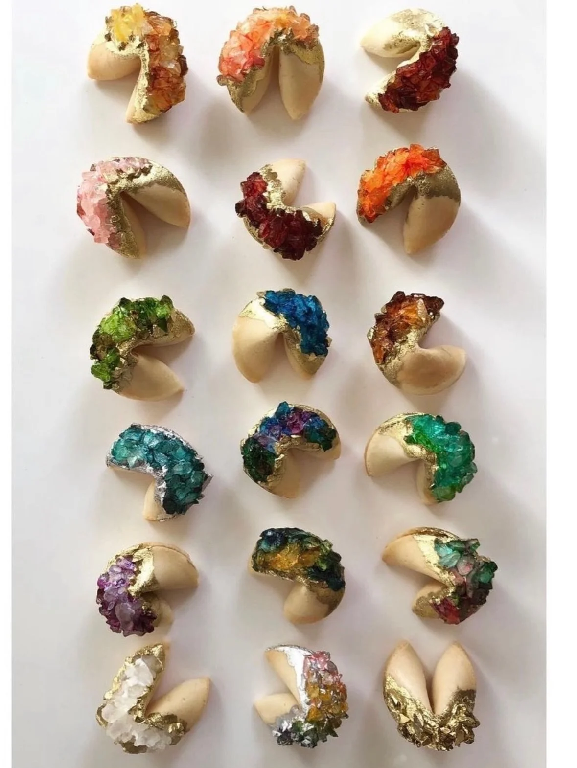 I&rsquo;m making celebration a ritual this year.
I&rsquo;m celebrating everything. 🥠✨