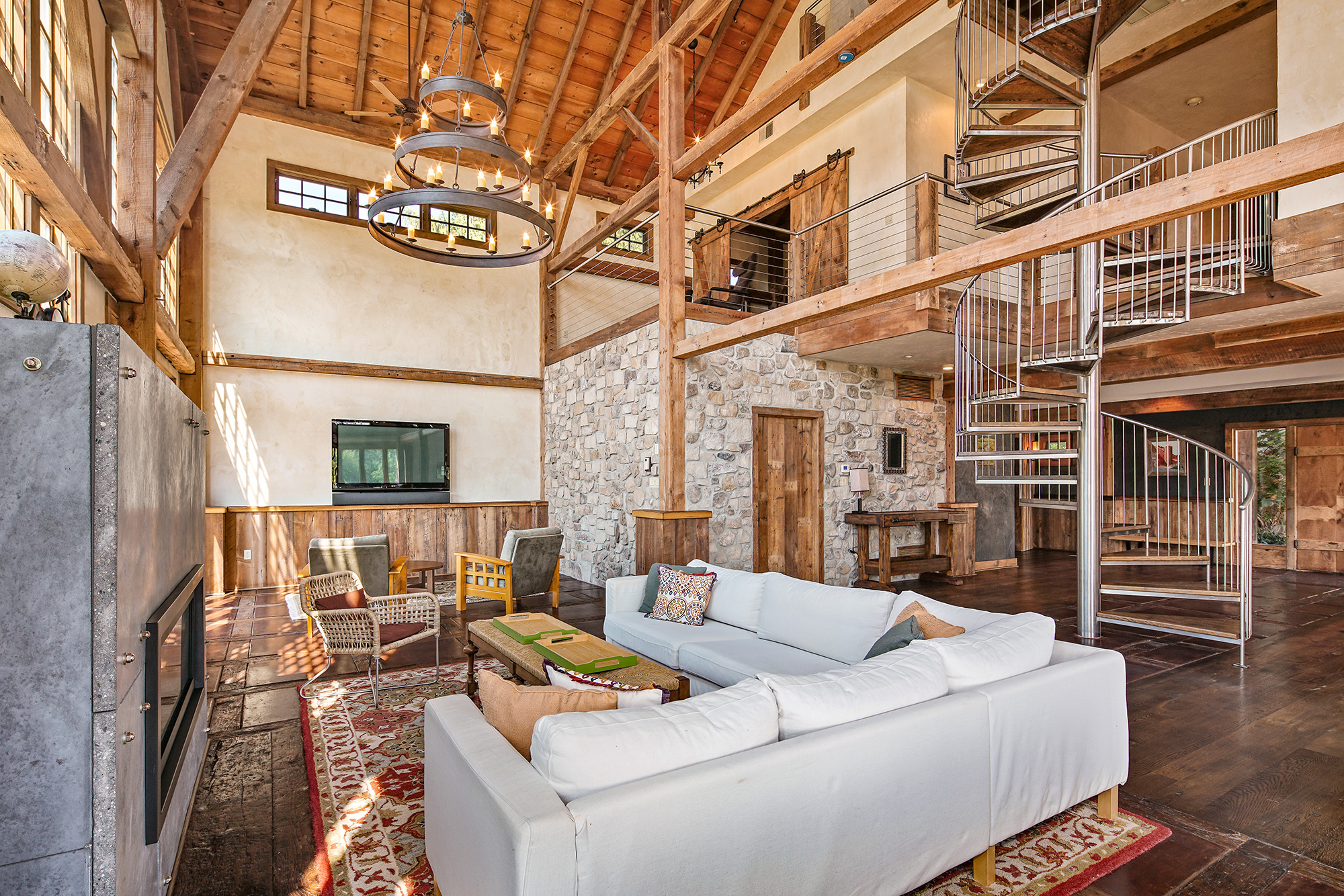 5441 Carversville Rd-Full-12.jpg