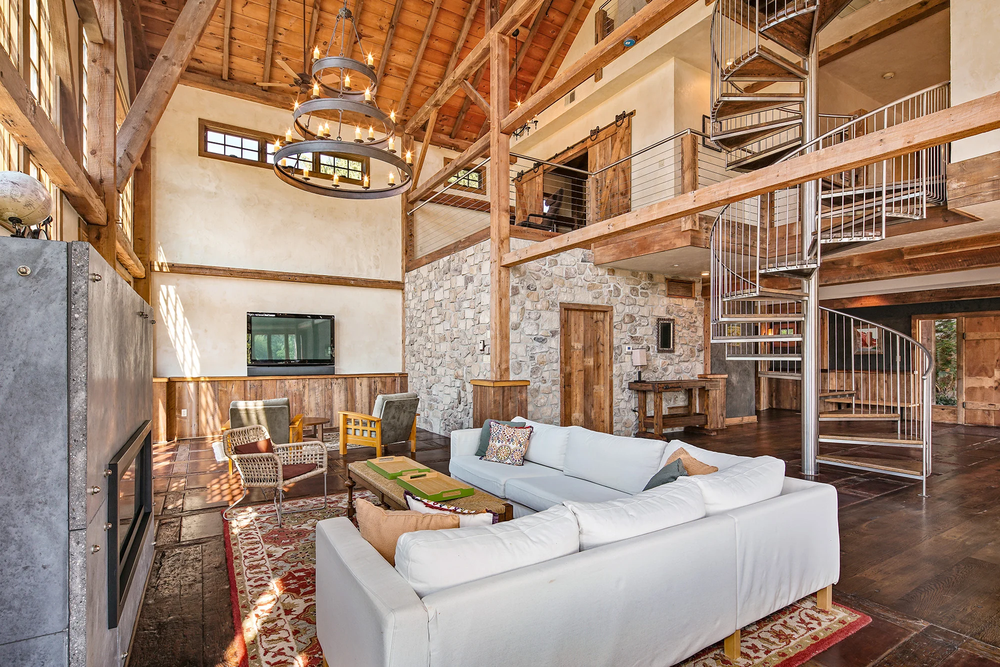 5441 Carversville Rd-Full-12.jpg