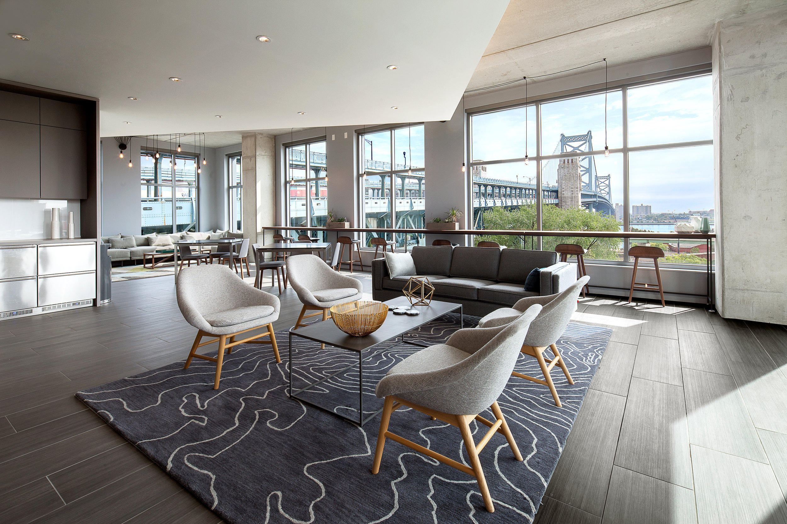 17.5 Expansive Amenity Space Bridge Lounge.jpg