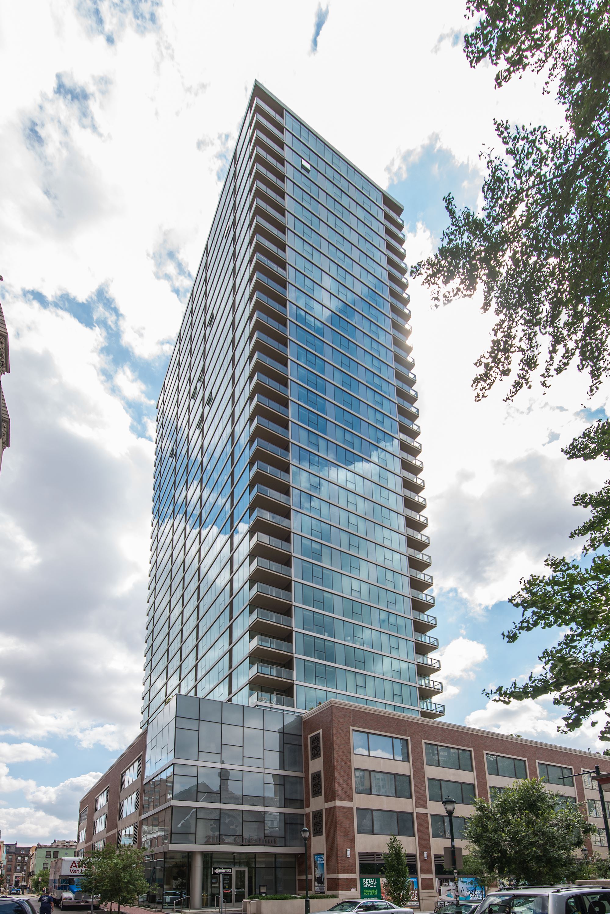 041_2116_Chestnut_Street_175170_189345 - Copy.jpg
