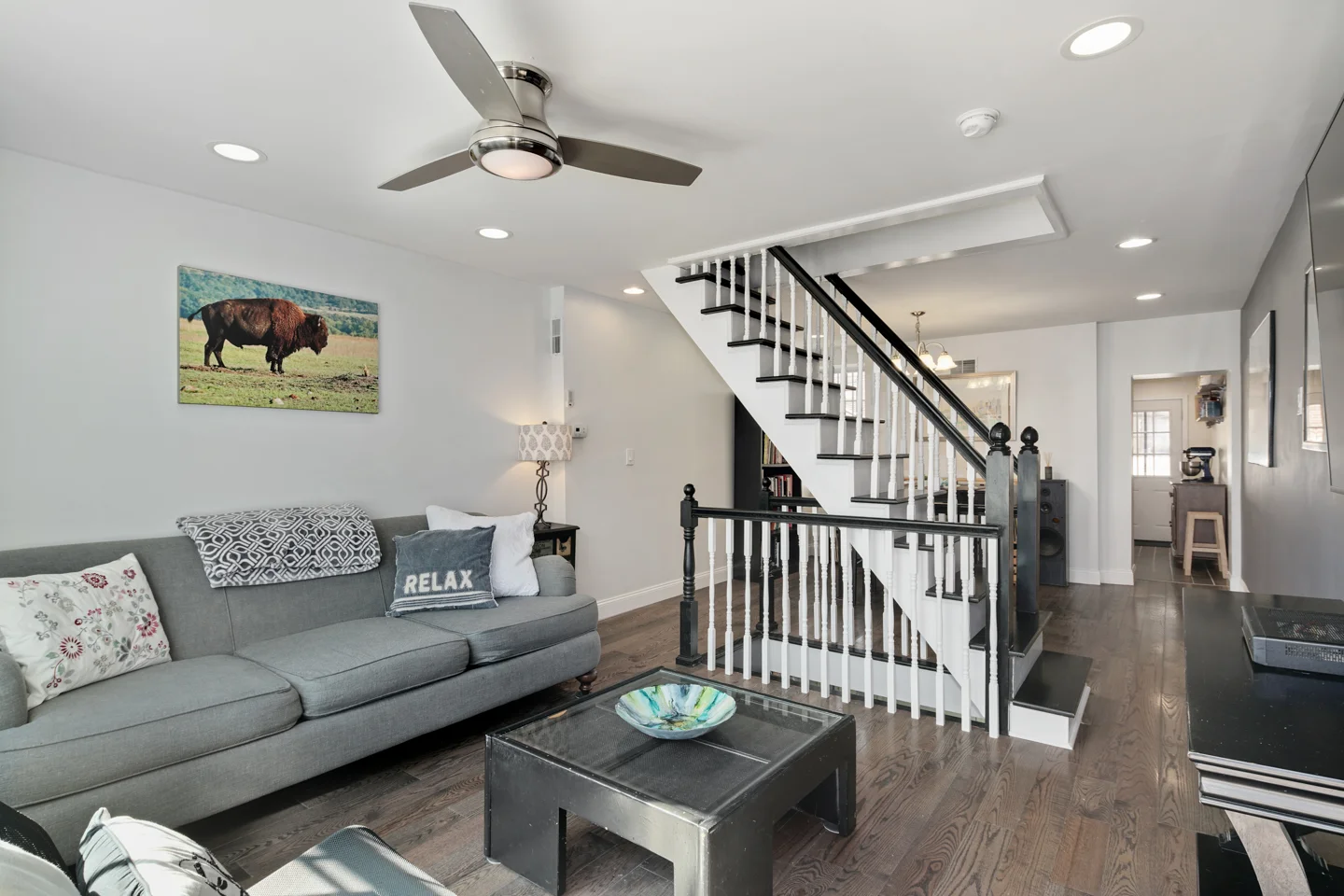 1210 Buttonwood St Unit 304-MLS-24.jpg