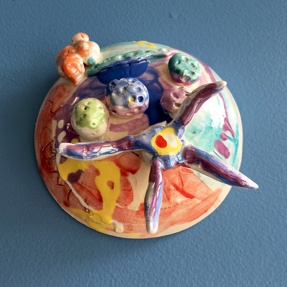 Brilliant results with clear glaze and mother-of-pearl-luster.