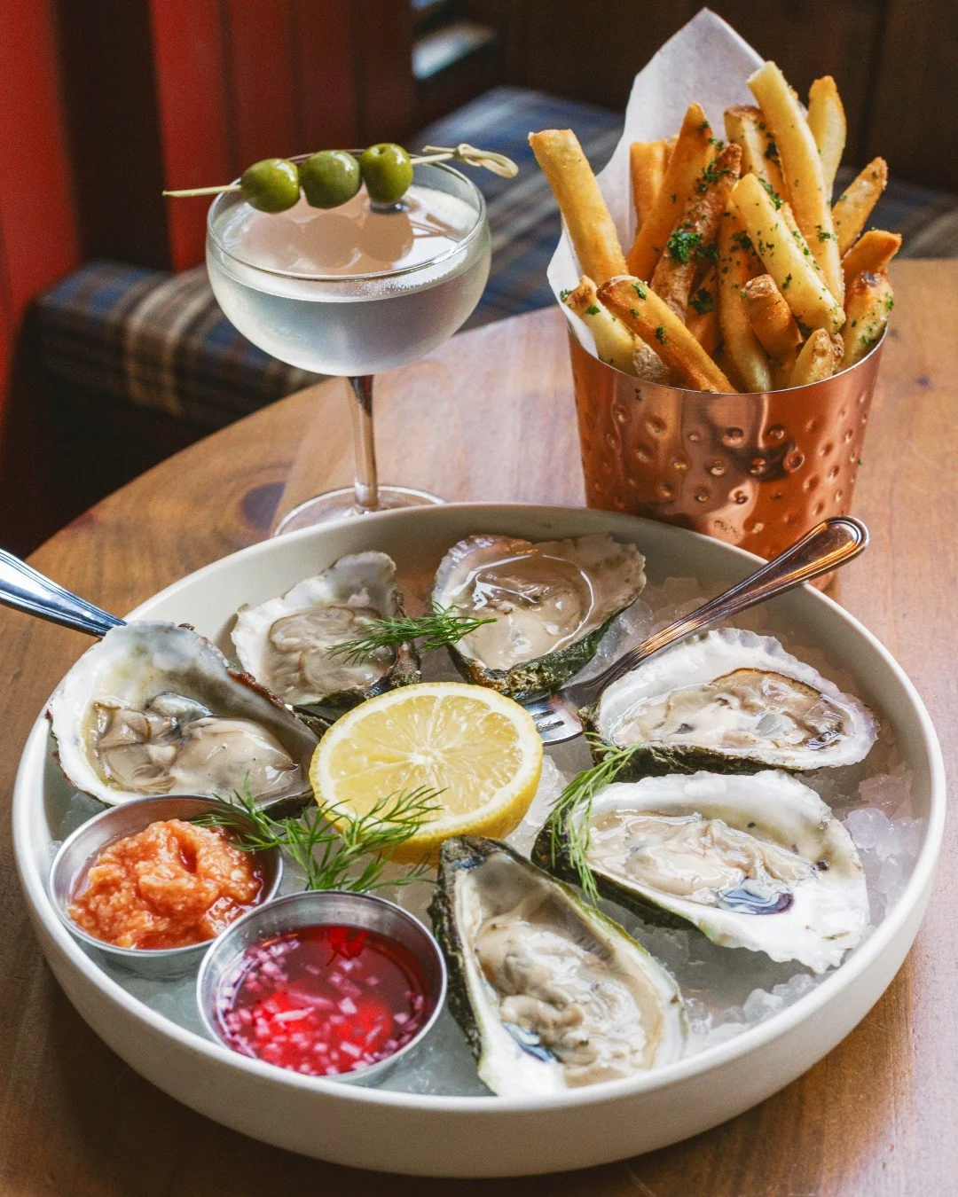LAST CALL FOR $1 OYSTERS ON WEDNESDAYS! COME AND GET 'EM!