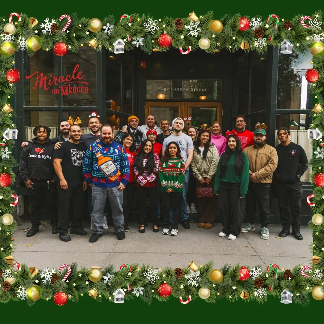 The best way to spread Christmas cheer is sharing cocktails far and near! 🍸🎄
Your favorite holiday elves have landed, and Miracle on Mercer is OFFICIALLY BACK TODAY at 4PM!

See you later!! 
Head to resy.com to reserve your table if you haven&rsquo
