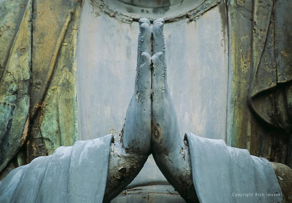 200012-prayerhands (1).jpg