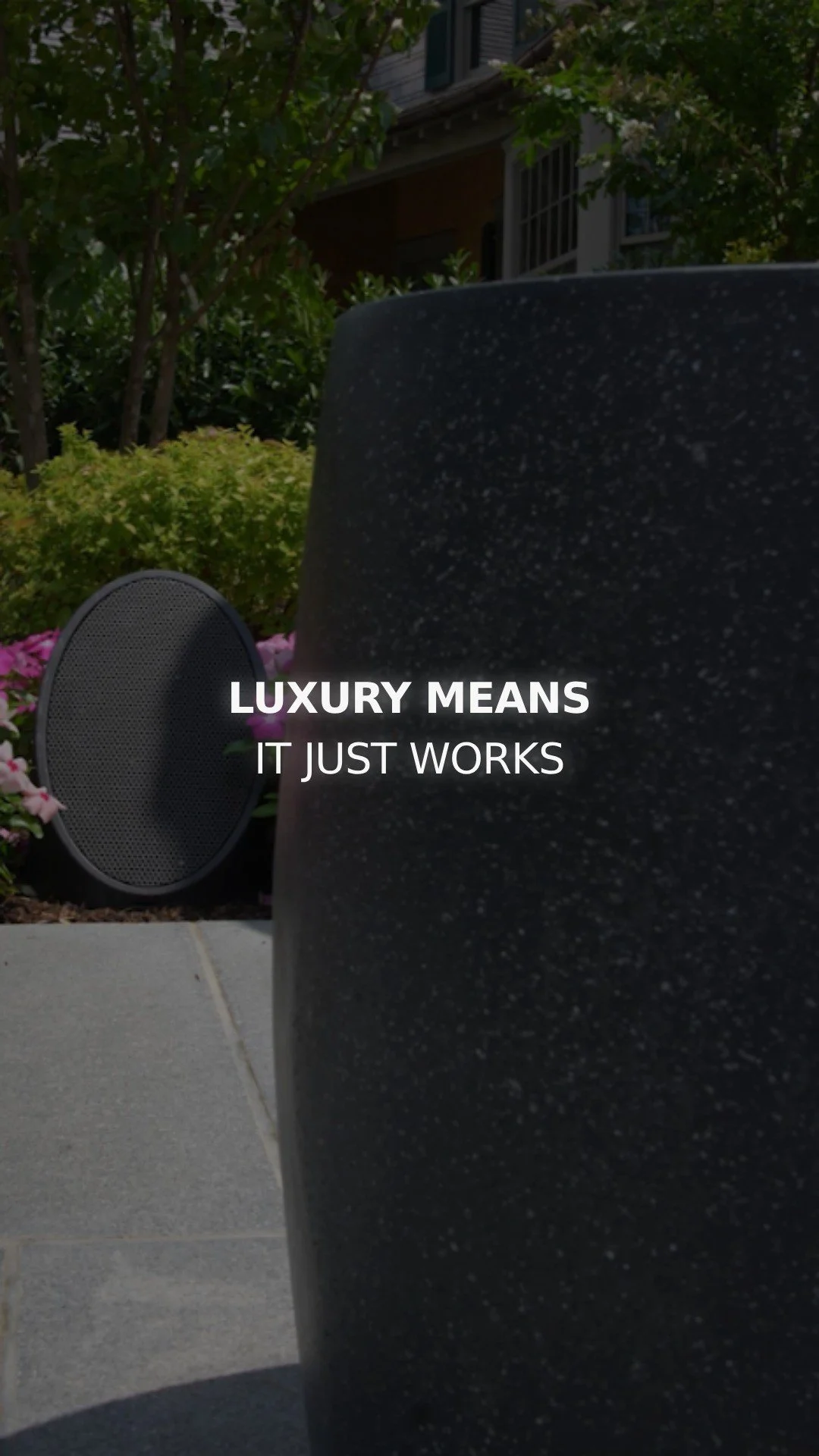 When technology stops working, luxury becomes frustration.
That’s why we don’t disappear once the system is installed. At FIS we maintain every detail with care, ensuring your smart home works seamlessly, today and every day.
-
-
#Fairfi