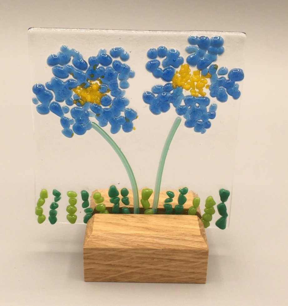 Two+Blue+Flowers+Fused+Glass+made+by+client.jpg