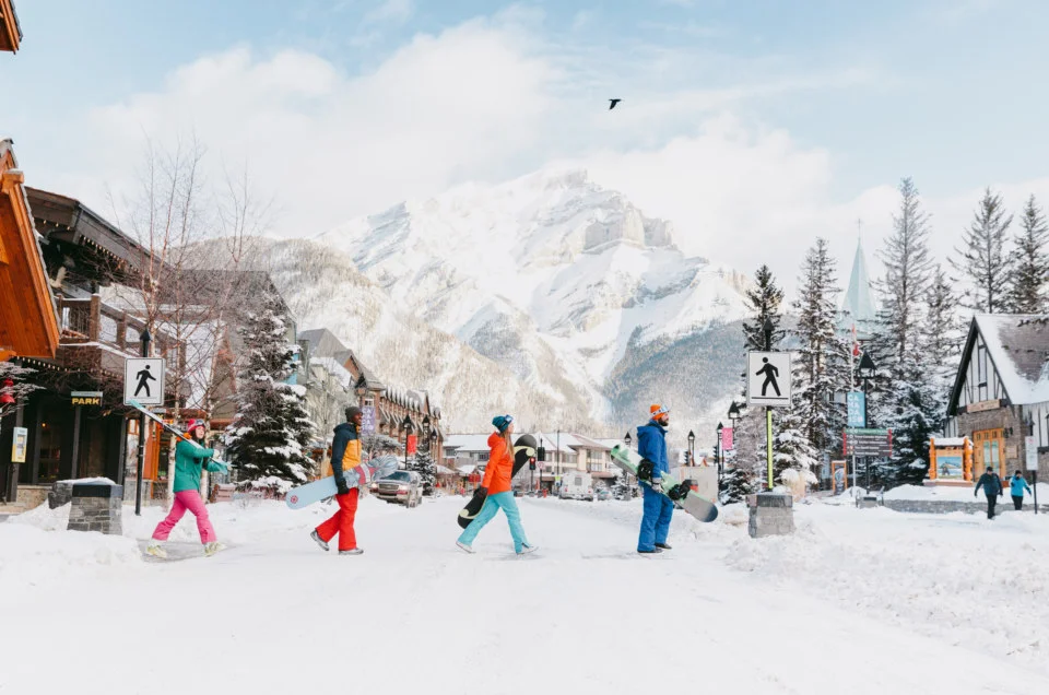 Ski_Snowboard_Banff_Avenue_Mike_Seehagel_5-960x636.jpg