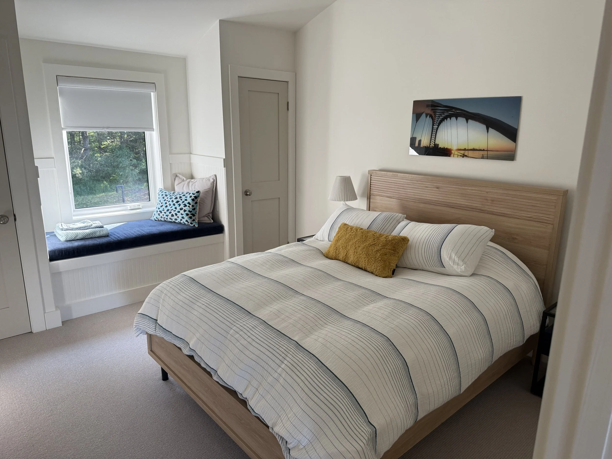 Private Queen Size Bed Room