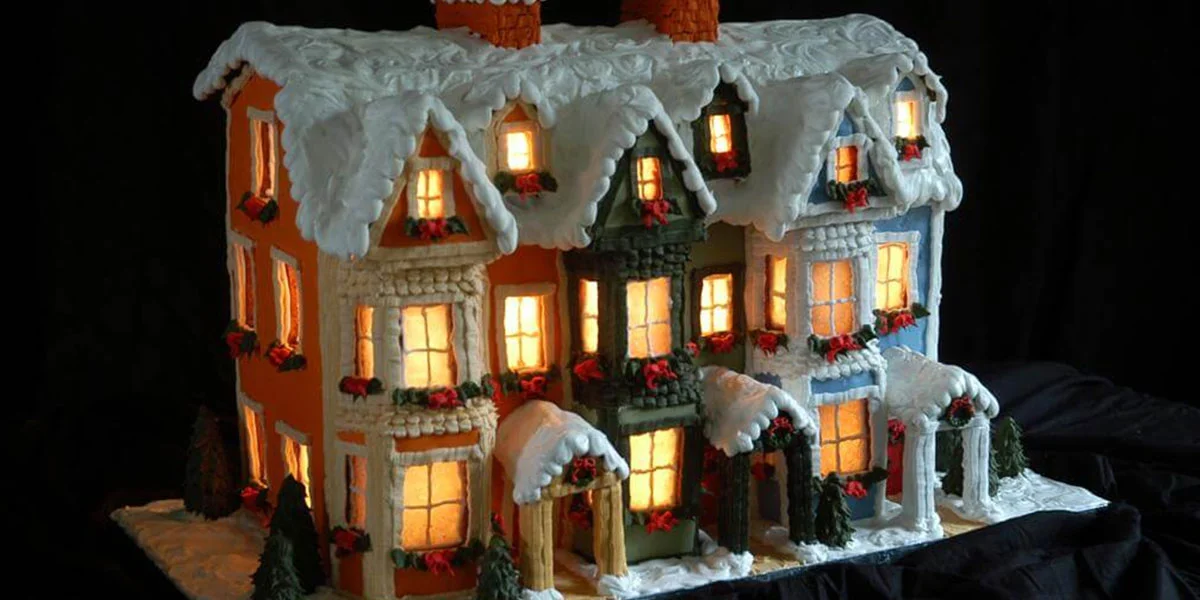 4_ChristmasLights1.jpg