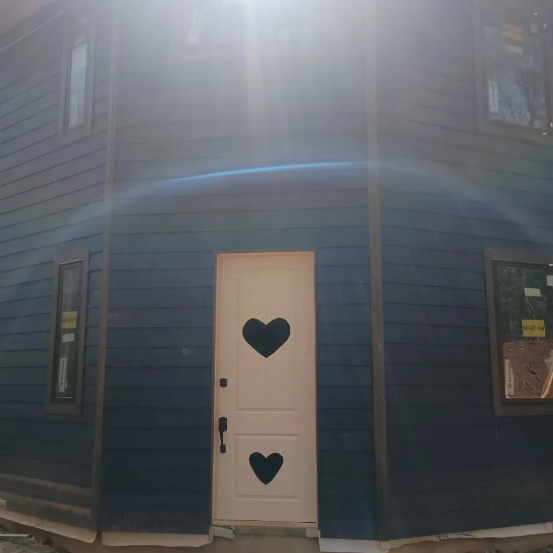 Love this sunbeam glowing  over the #heart door.. it reminds me the #magic and #llove that keeps me going through this difficult project. #itsthelittlethings #AHAVA Healing Retreat. Coming soon....