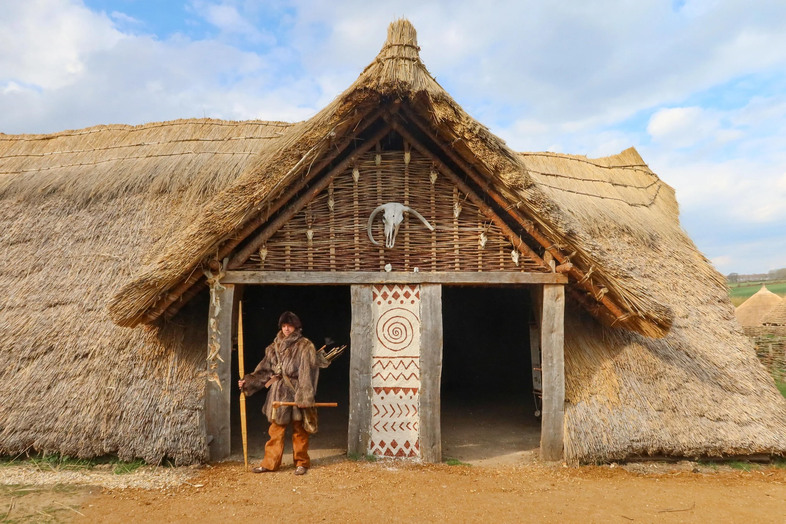 Neolithic House Project - the completion of the Horton House! 
